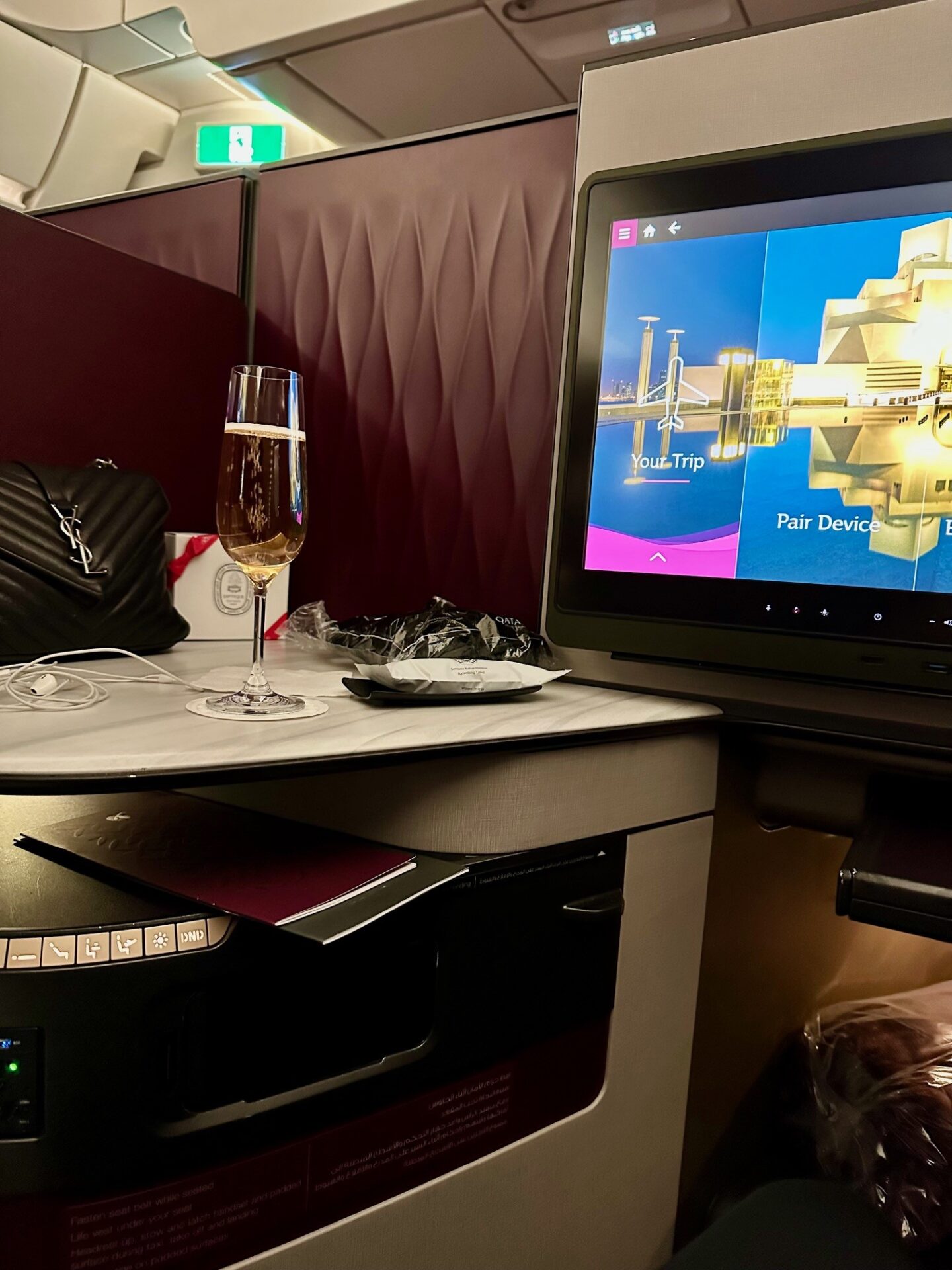 qatar qsuite